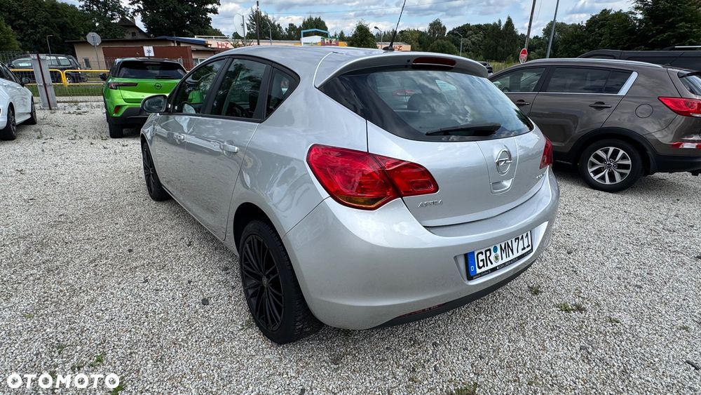 Opel Astra 1.4 Fun - 6