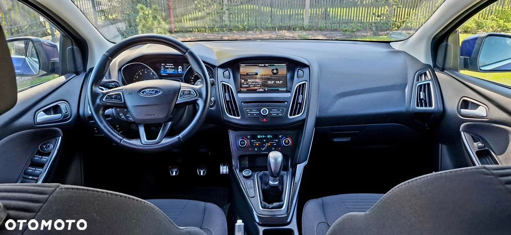 Ford Focus 1.5 EcoBoost STart-Stopp-System ST-LINE - 17