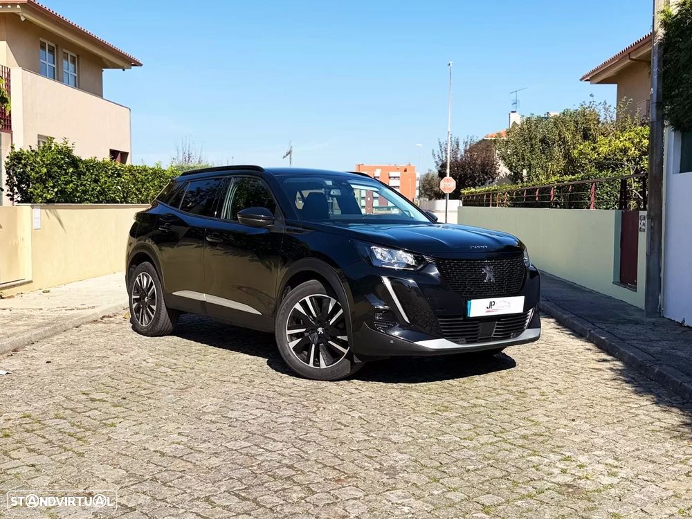Peugeot E-2008