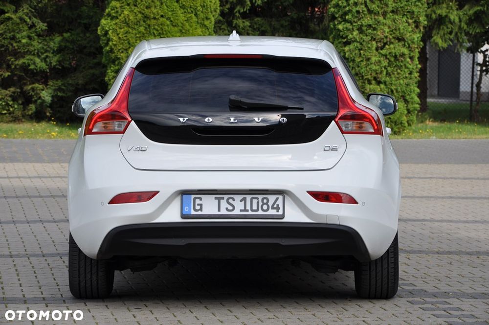 Volvo V40 D2 Momentum - 13