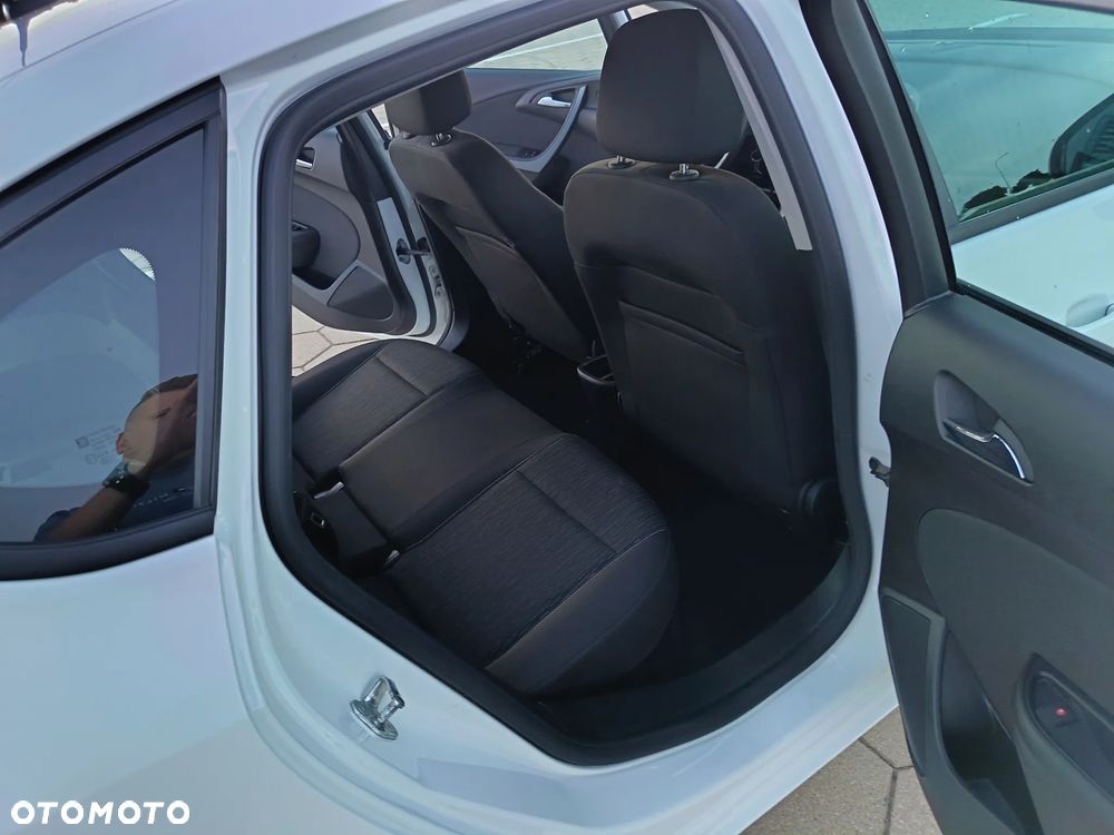 Opel Astra 1.4 T Business - 13