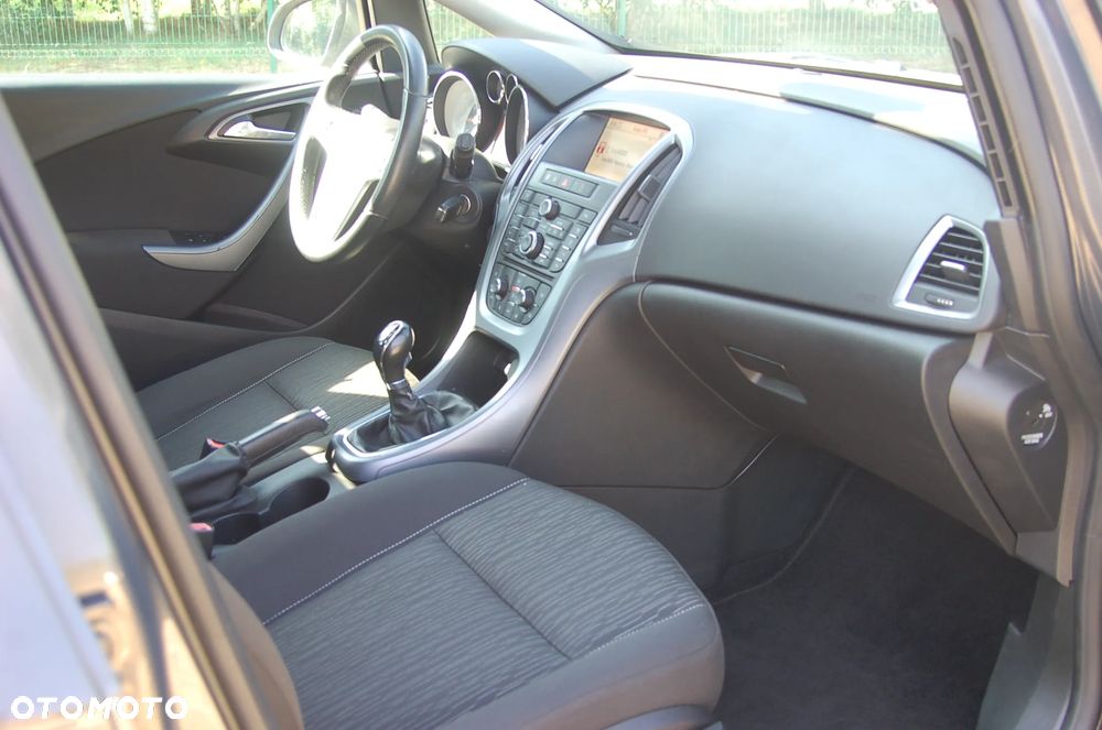 Opel Astra 1.4 Turbo Cosmo - 30