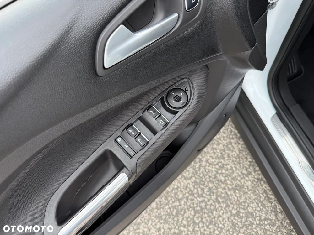 Ford C-MAX 1.0 EcoBoost Titanium ASS - 24