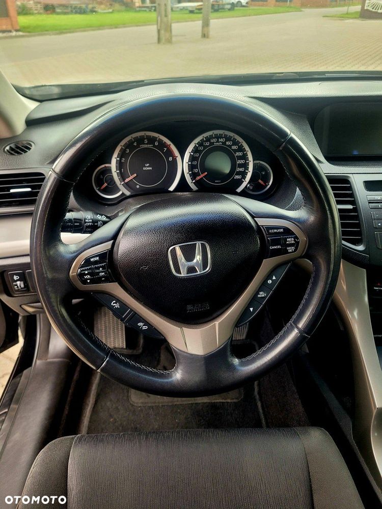 Honda Accord - 25