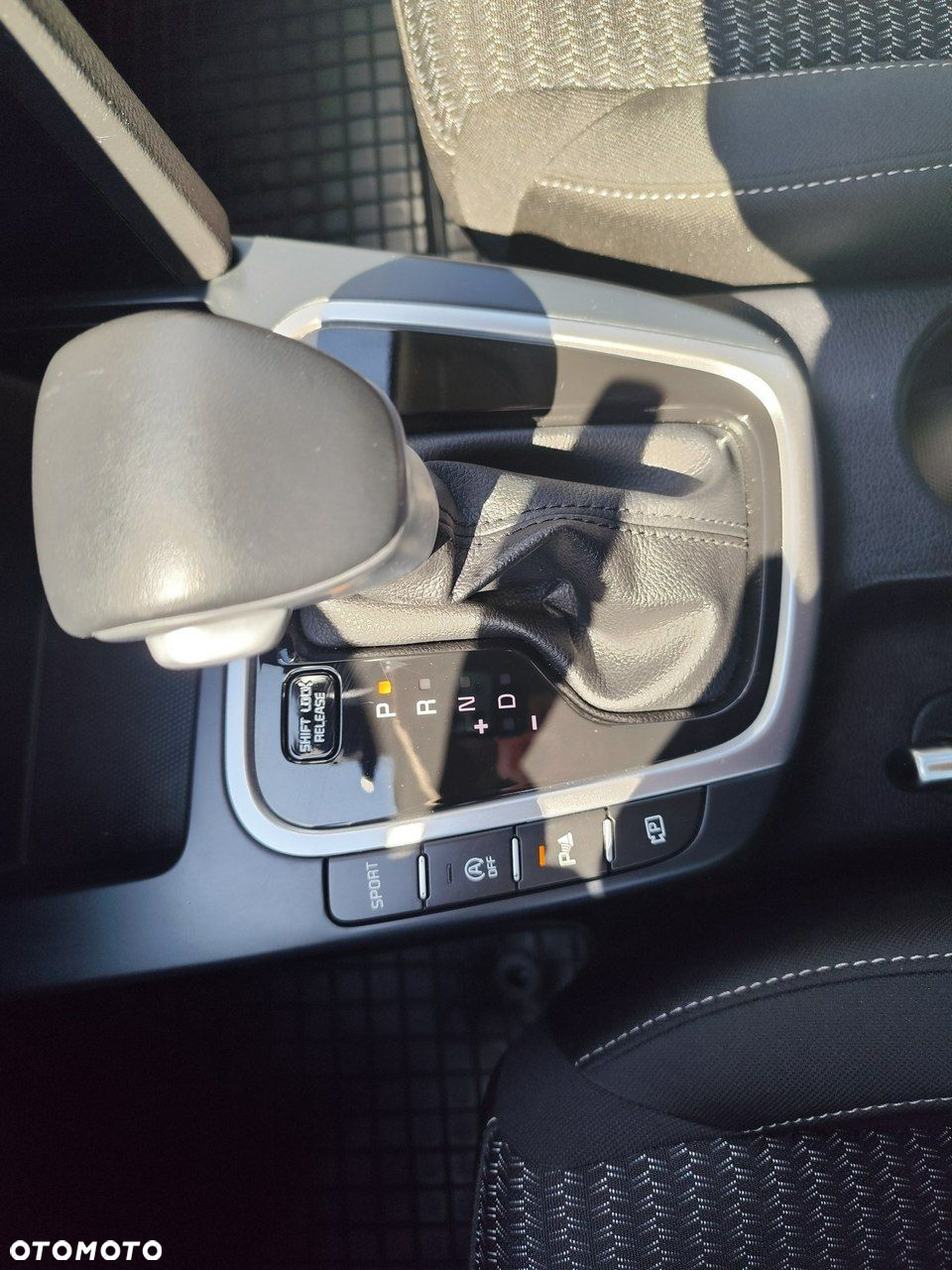 Kia Ceed - 22