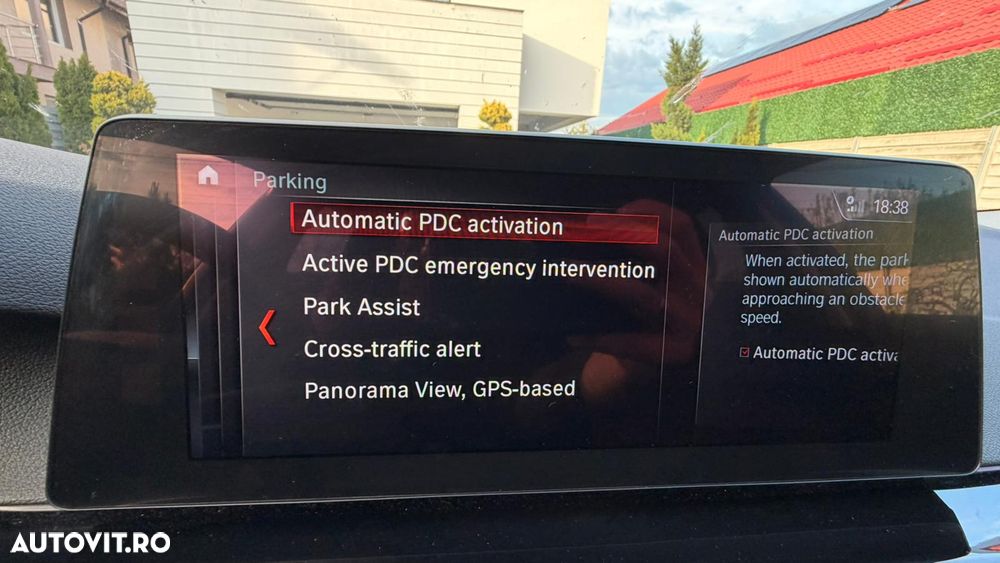 BMW Seria 5 520i Aut. Luxury Line - 33