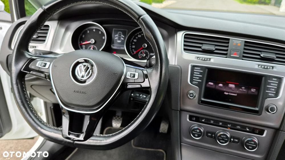 Volkswagen Golf 1.2 TSI BlueMotion Technology Lounge - 31