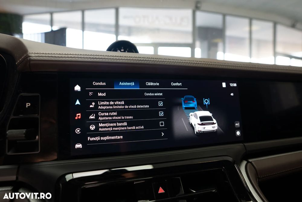 Porsche Panamera 4 E-Hybrid Executive - 8