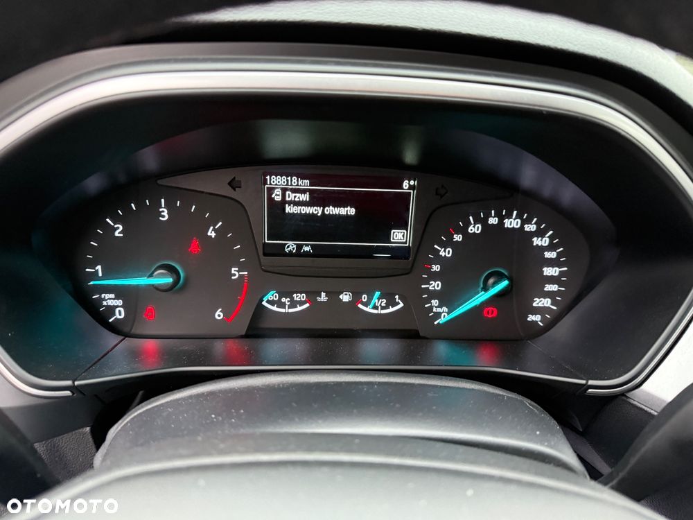 Ford Focus 1.5 EcoBlue Connected - 17