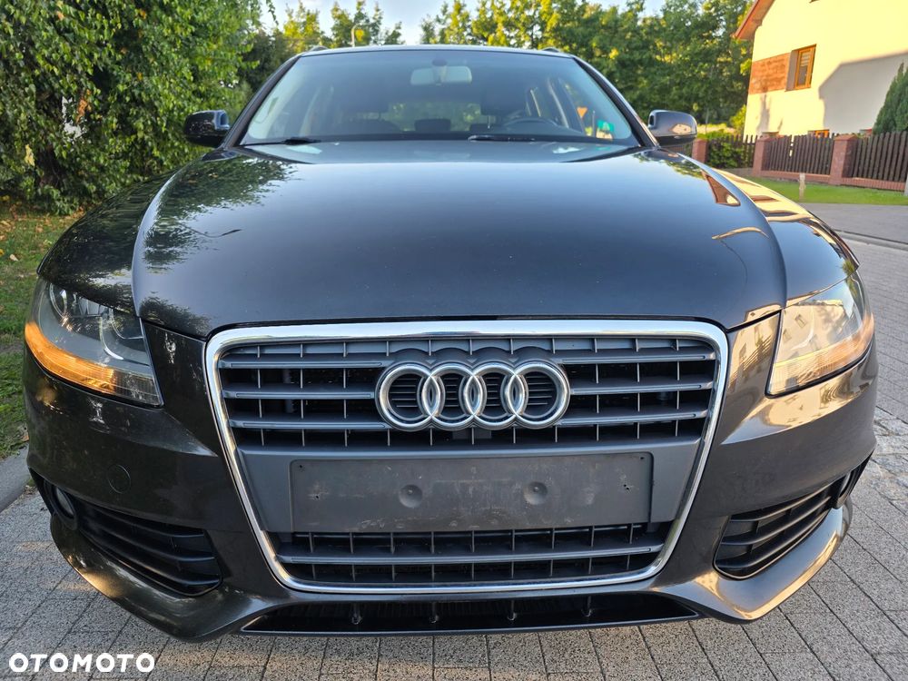 Audi A4 Avant - 4