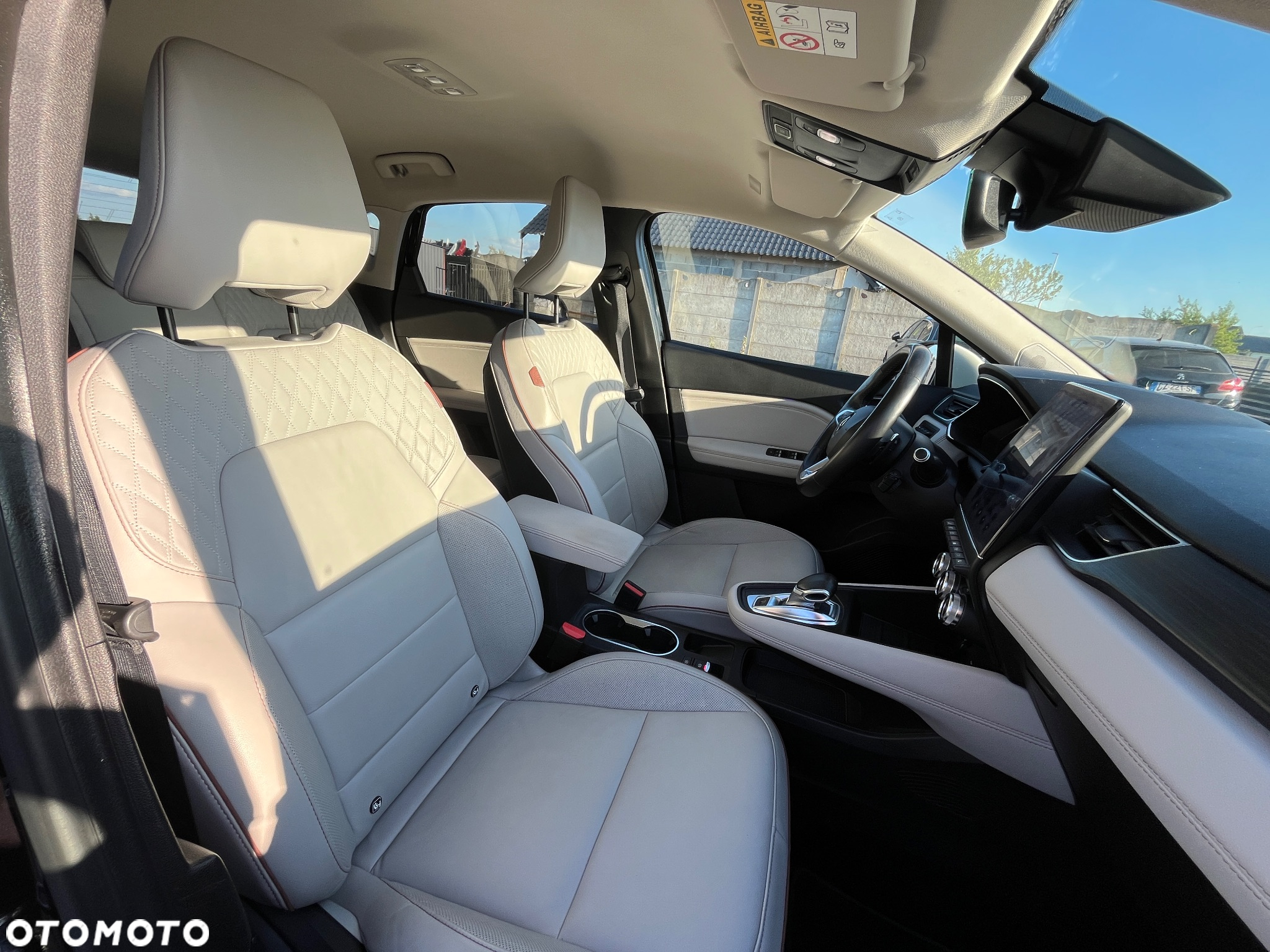 Renault Captur 1.3 TCe Intens EDC - 19