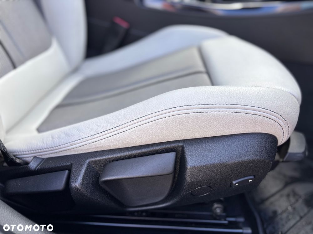 BMW Seria 1 116i Sport Line - 23