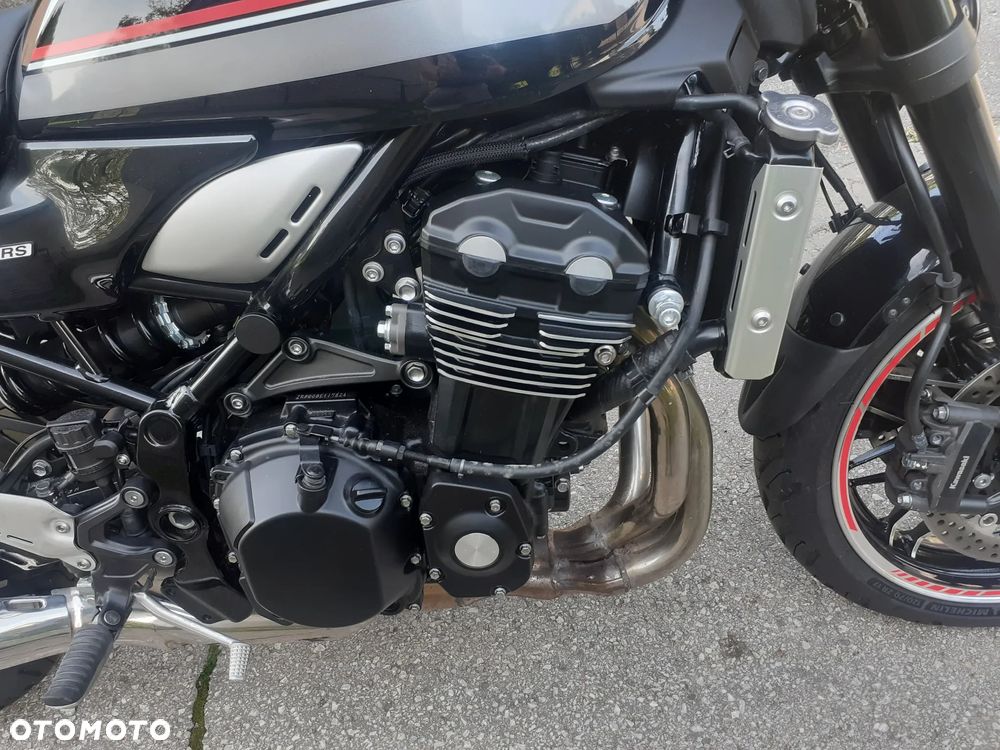 Kawasaki Z 900 RS - 15