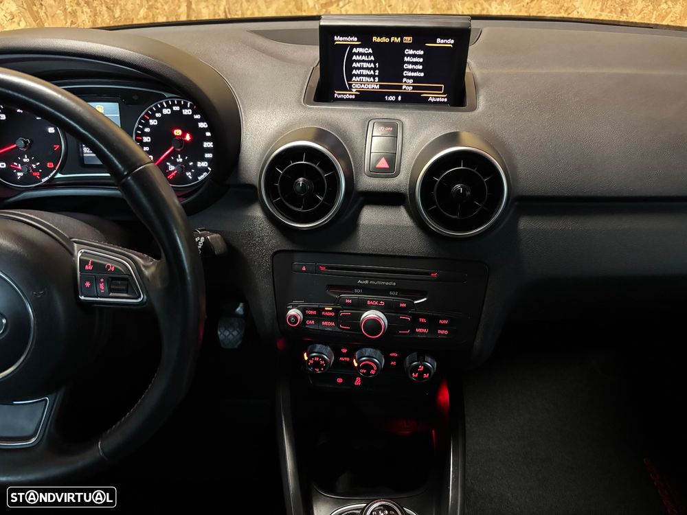 Audi A1 1.2 TFSI Attraction - 16