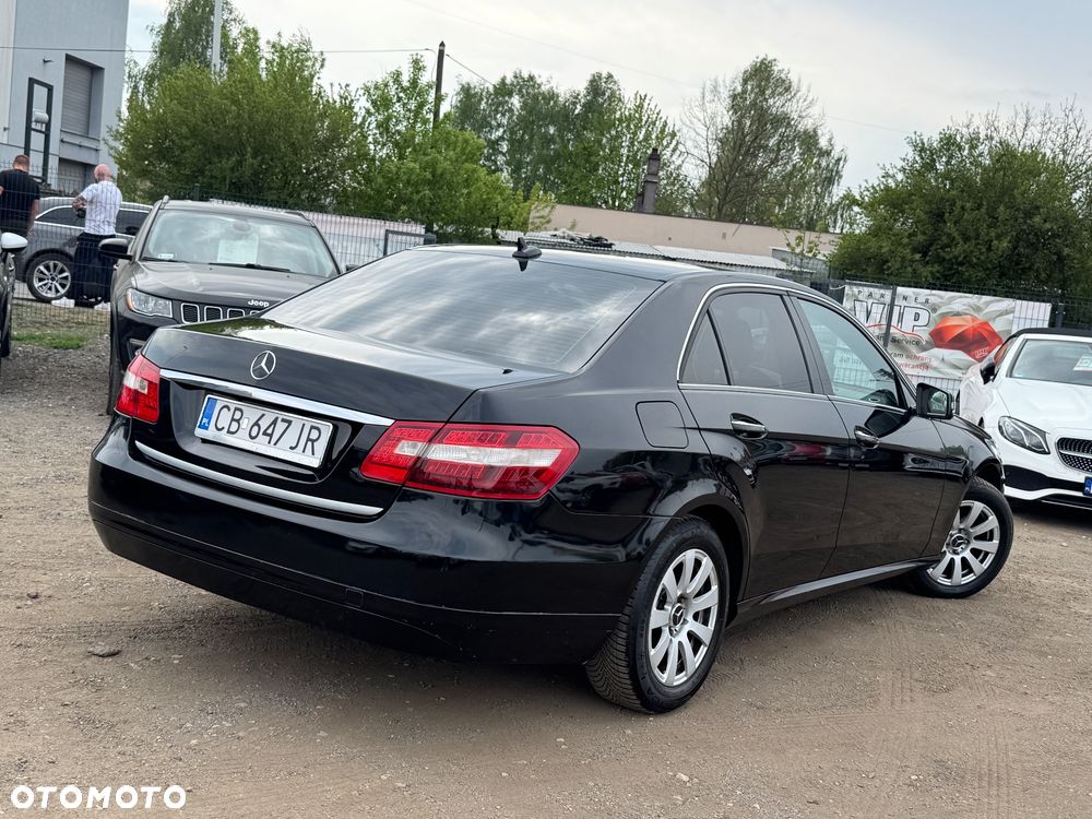 Mercedes-Benz Klasa E 200 CDI DPF BlueEFFICIENCY Automatik - 4