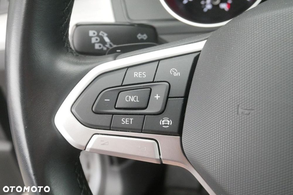 Volkswagen Passat Variant 1.5 TSI EVO Essence DSG - 21