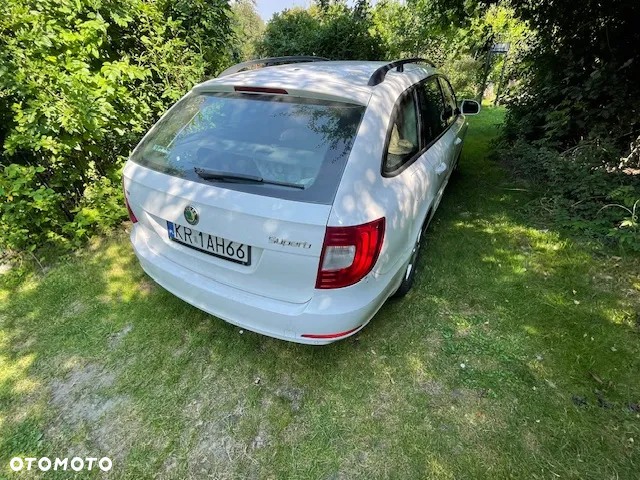 Skoda Superb 2.0 TDI Ambition DSG - 13