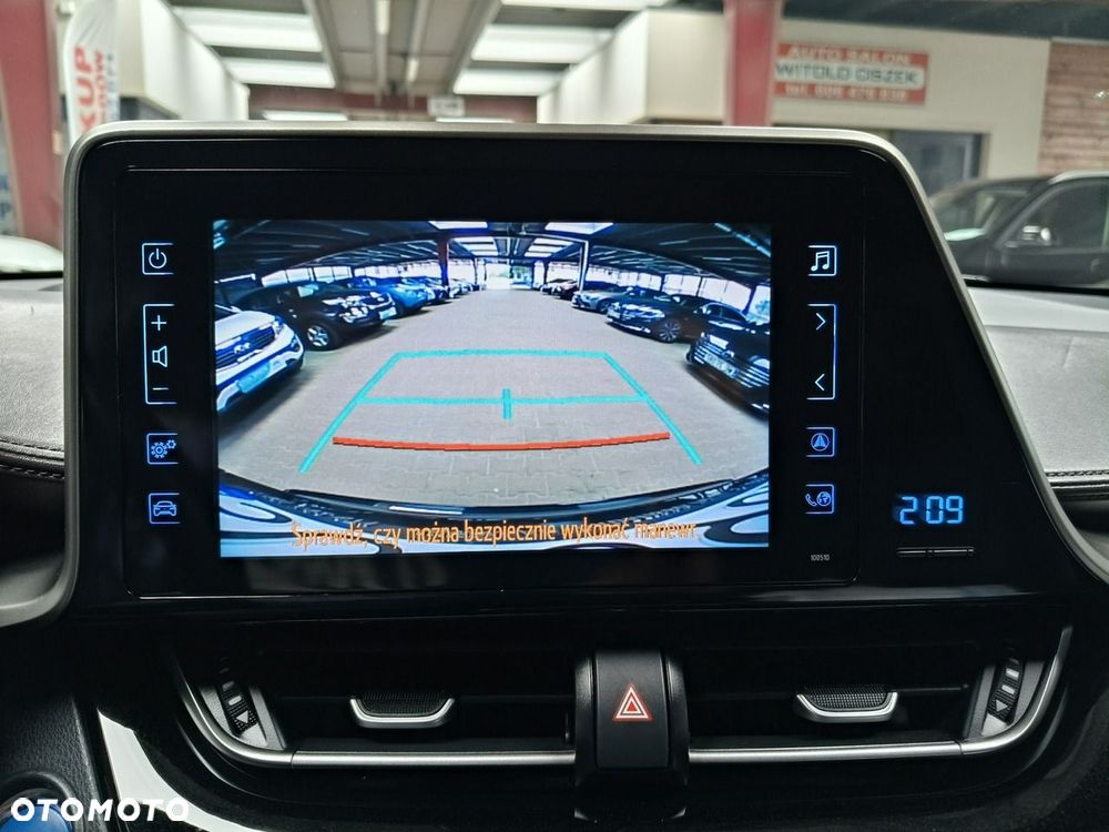Toyota C-HR 1.8 Hybrid GPF Executive - 32