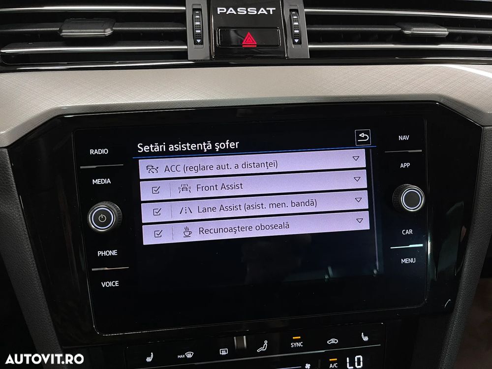 Volkswagen Passat 1.5 TSI ACT DSG Comfortline - 17