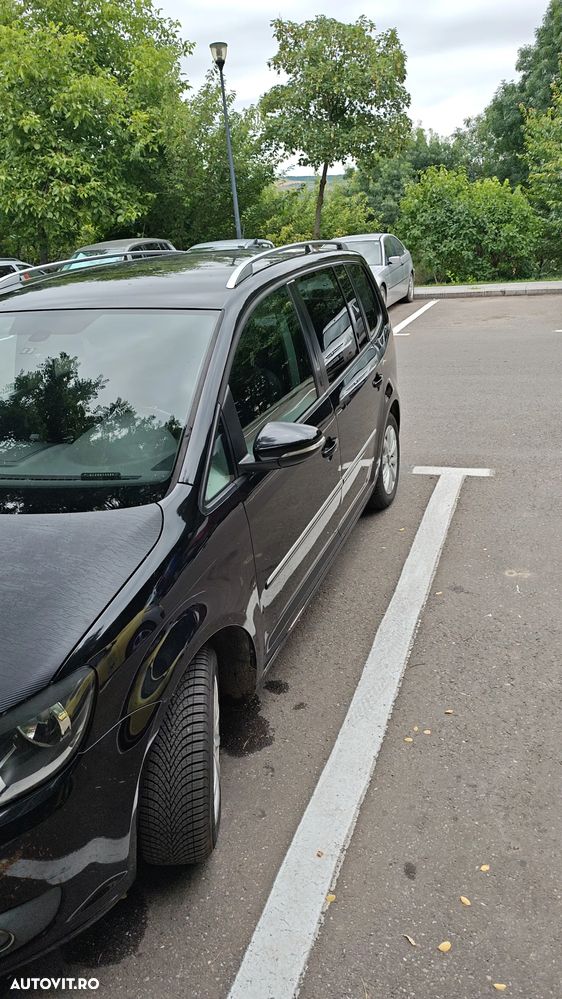 Volkswagen Touran 2.0 TDI Highline - 15
