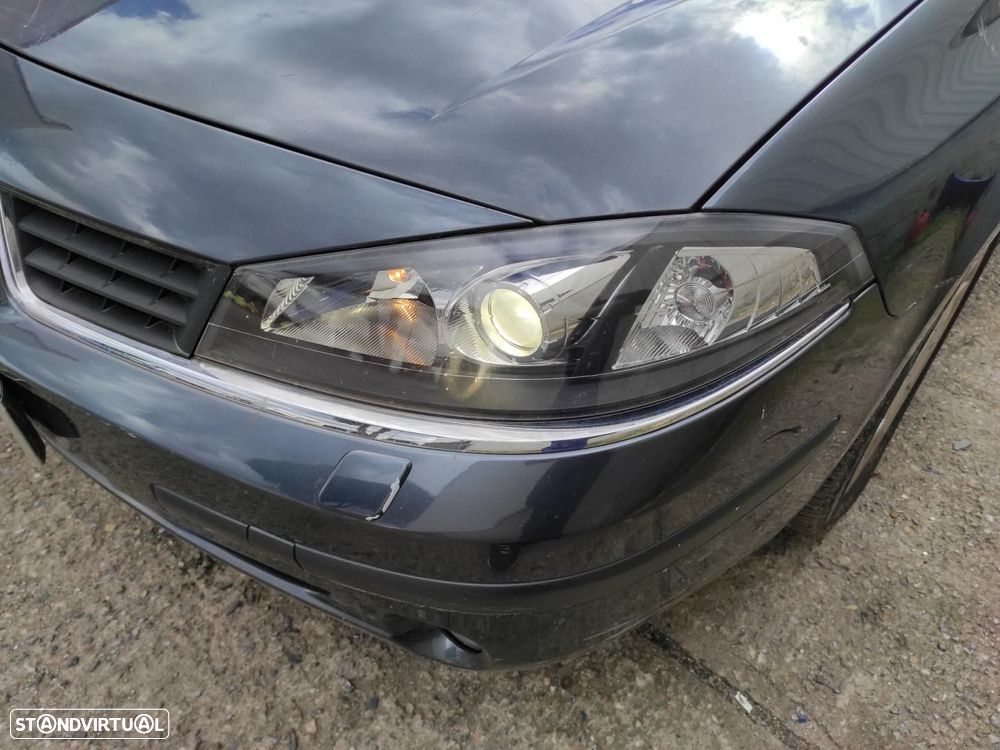 FAROL ESQUERDO RENAULT LAGUNA II GRANDTOUR KG0 - 1