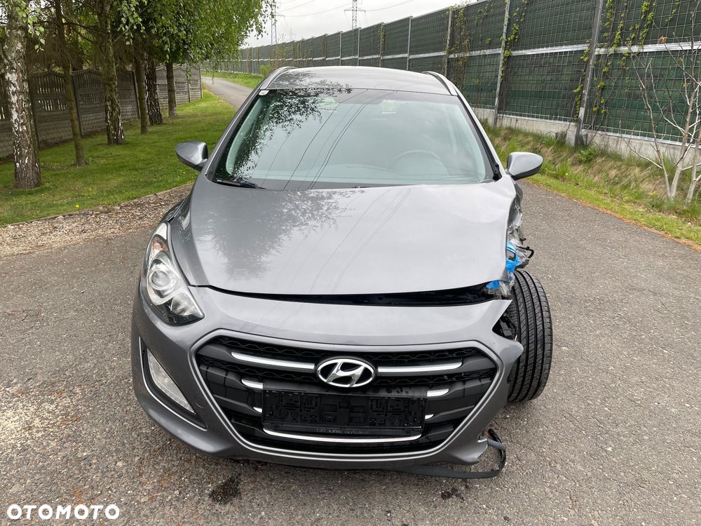 Hyundai i30 i30cw 1.4 CRDi Trend - 2