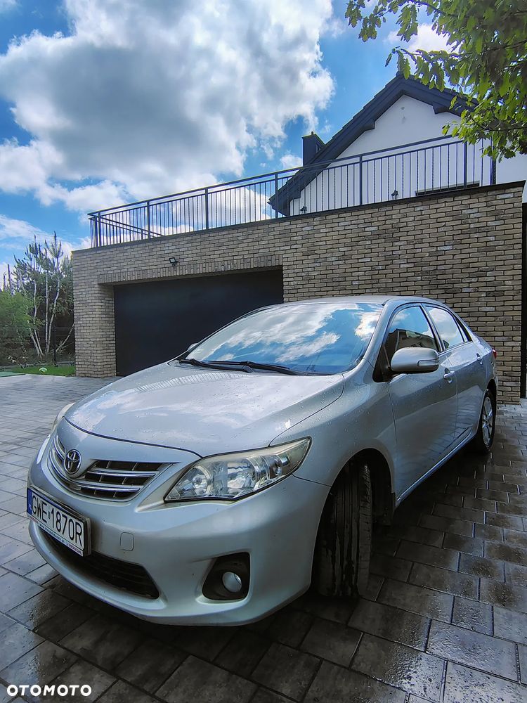 Toyota Corolla - 3