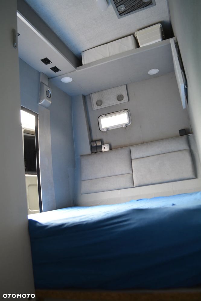 Isuzu kamper turquoise - 40