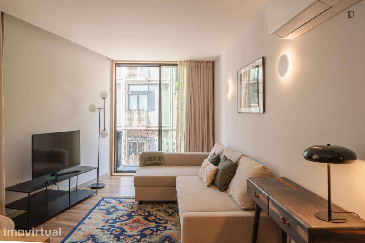Apartamento com 1 quartos - localizado em Santo Ildefonso Porto - Grande imagem: 4/17