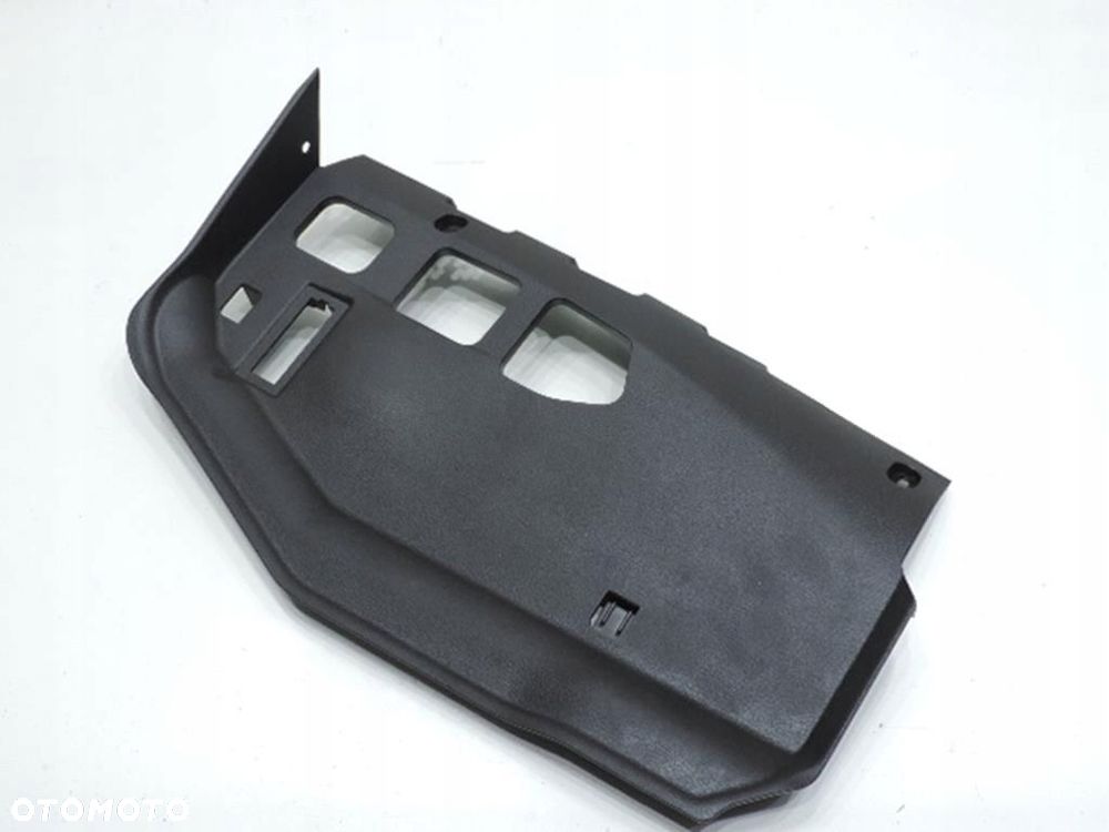 OSŁONA POD KONSOLĘ PRAWA BMW E81 E87 LIFT - 2