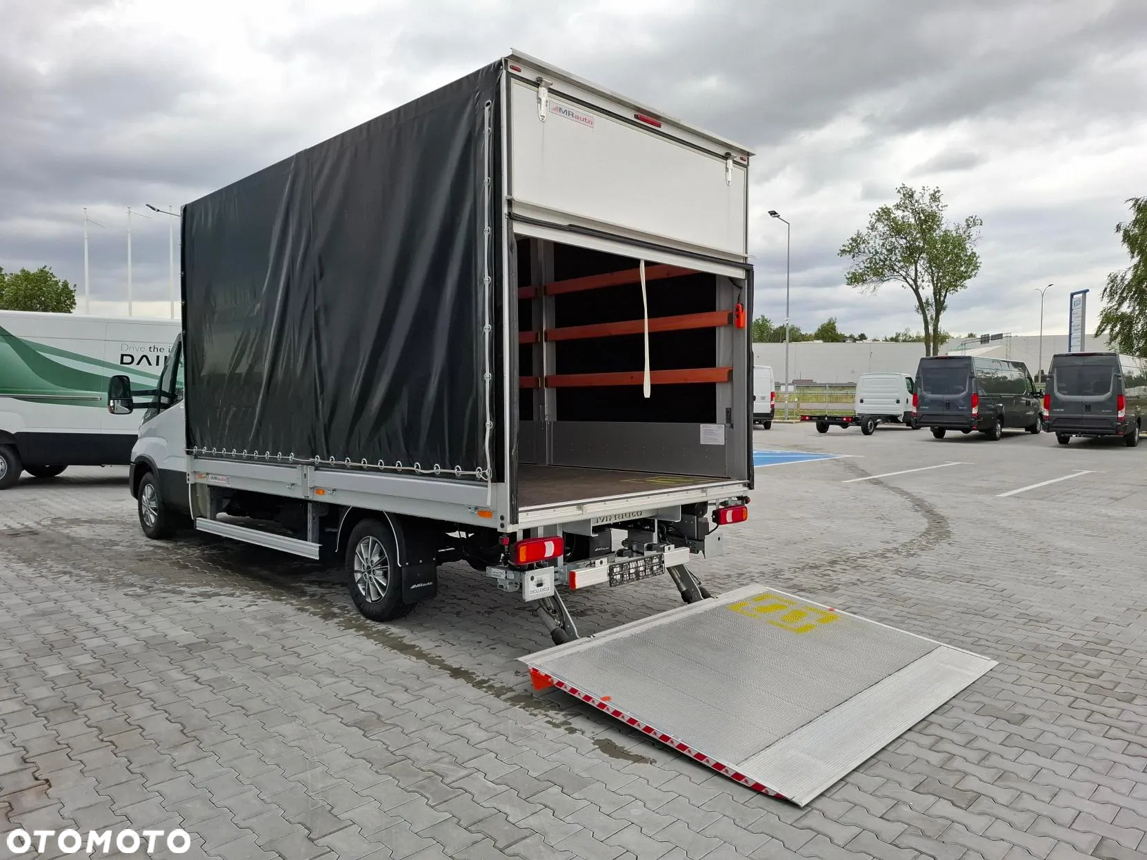 Iveco BURTOFIRANA 8EPAL z WINDĄ OD RĘKI - 16