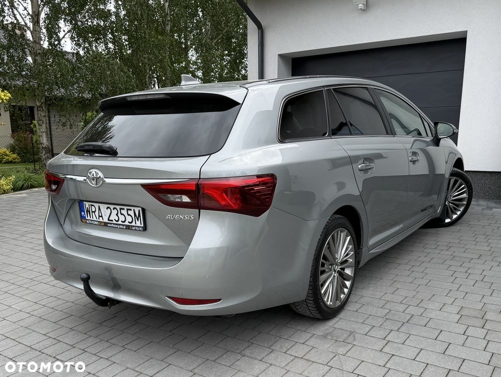Toyota Avensis Touring Sports 1.8 Business Edition - 19