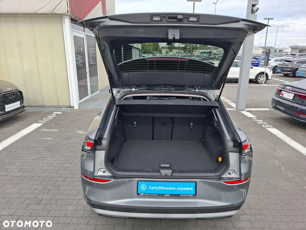 Volkswagen T-Roc 1.5 eTSI Life DSG - 9