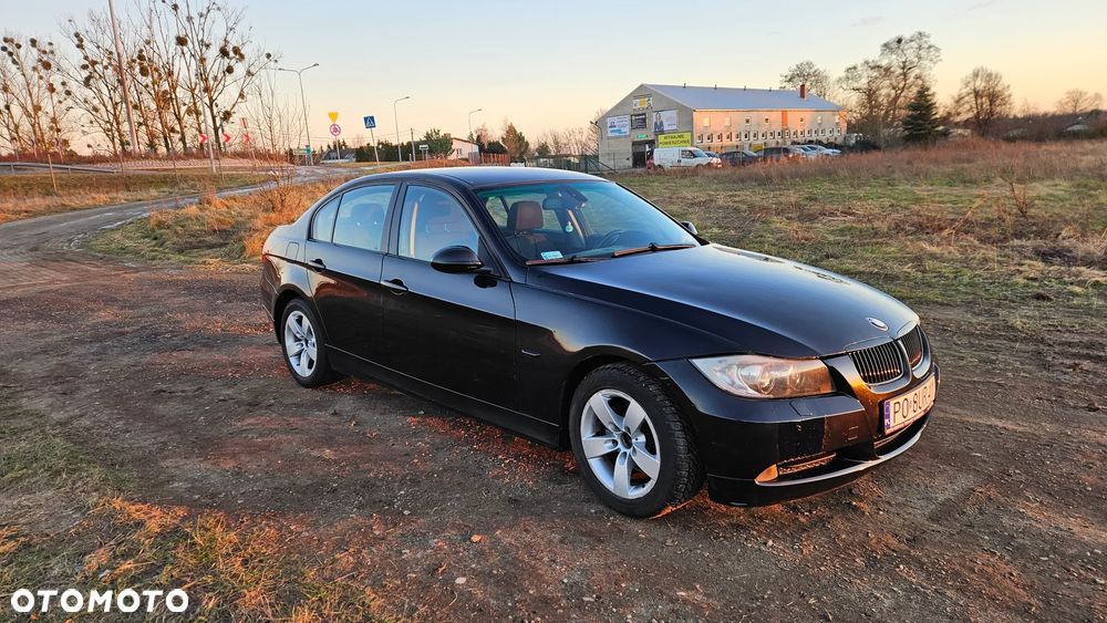 BMW Seria 3 320d - 4