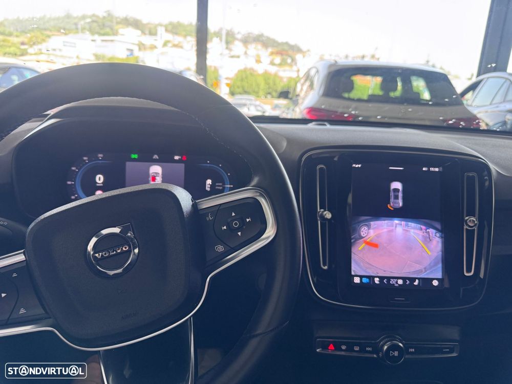 Volvo C40 Recharge Core - 11