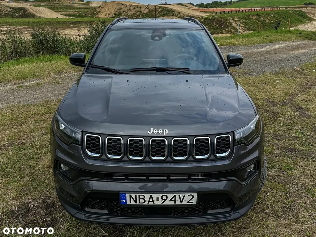 Jeep Compass - 4
