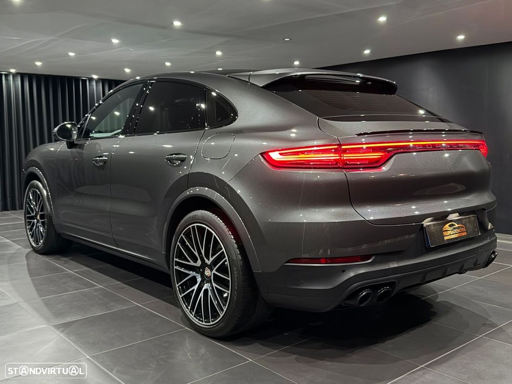 Porsche Cayenne Coupé E-Hybrid - 7