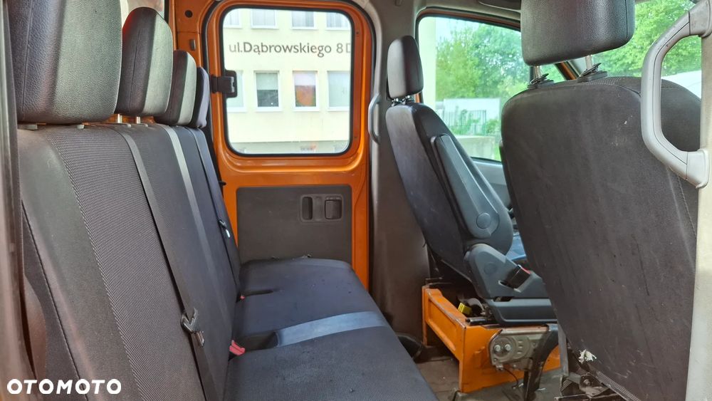 Mercedes-Benz Sprinter - 18
