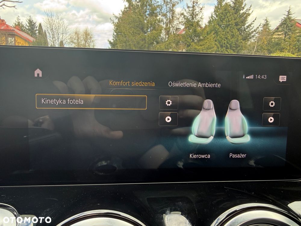 Mercedes-Benz GLB AMG 35 4Matic AMG Speedshift DCT 8G - 23