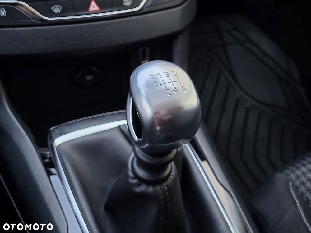 Peugeot 308 - 14
