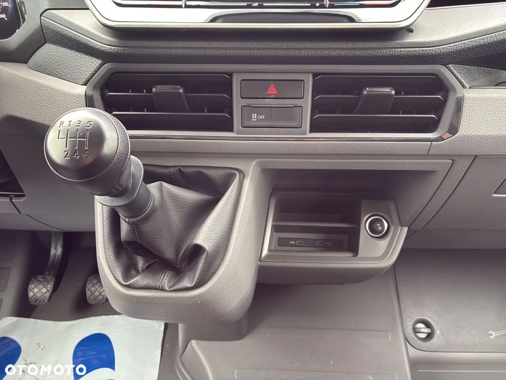 Volkswagen Crafter 50 Skrzyniowy/DMC=3,5t, 2.0 TDI 163 KM r. o. 4490mm - 38
