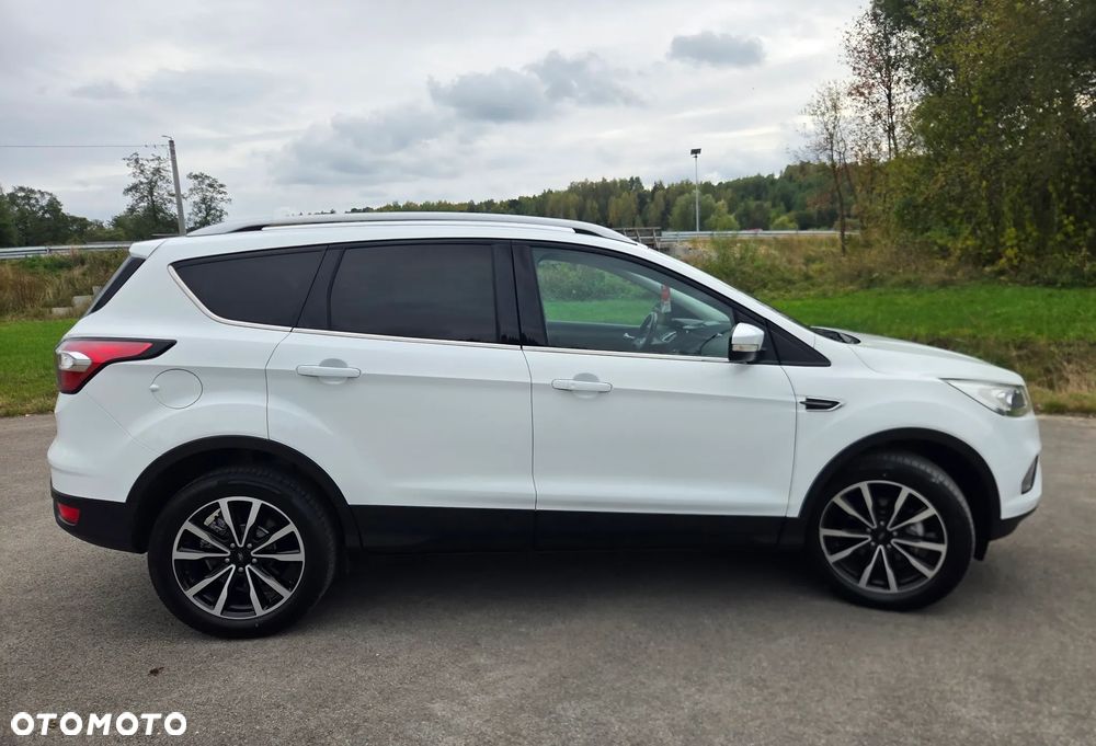 Ford Kuga 1.5 EcoBoost FWD Titanium ASS - 4