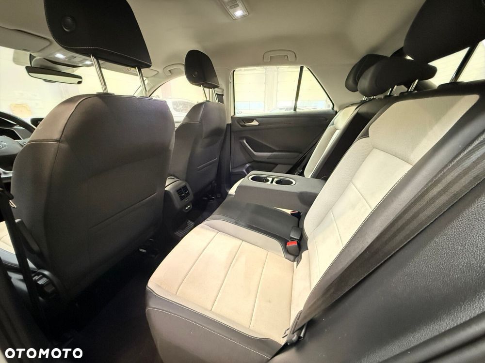Volkswagen T-Roc 1.5 TSI Style - 26