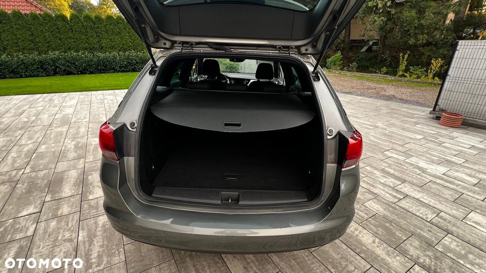 Opel Astra - 32