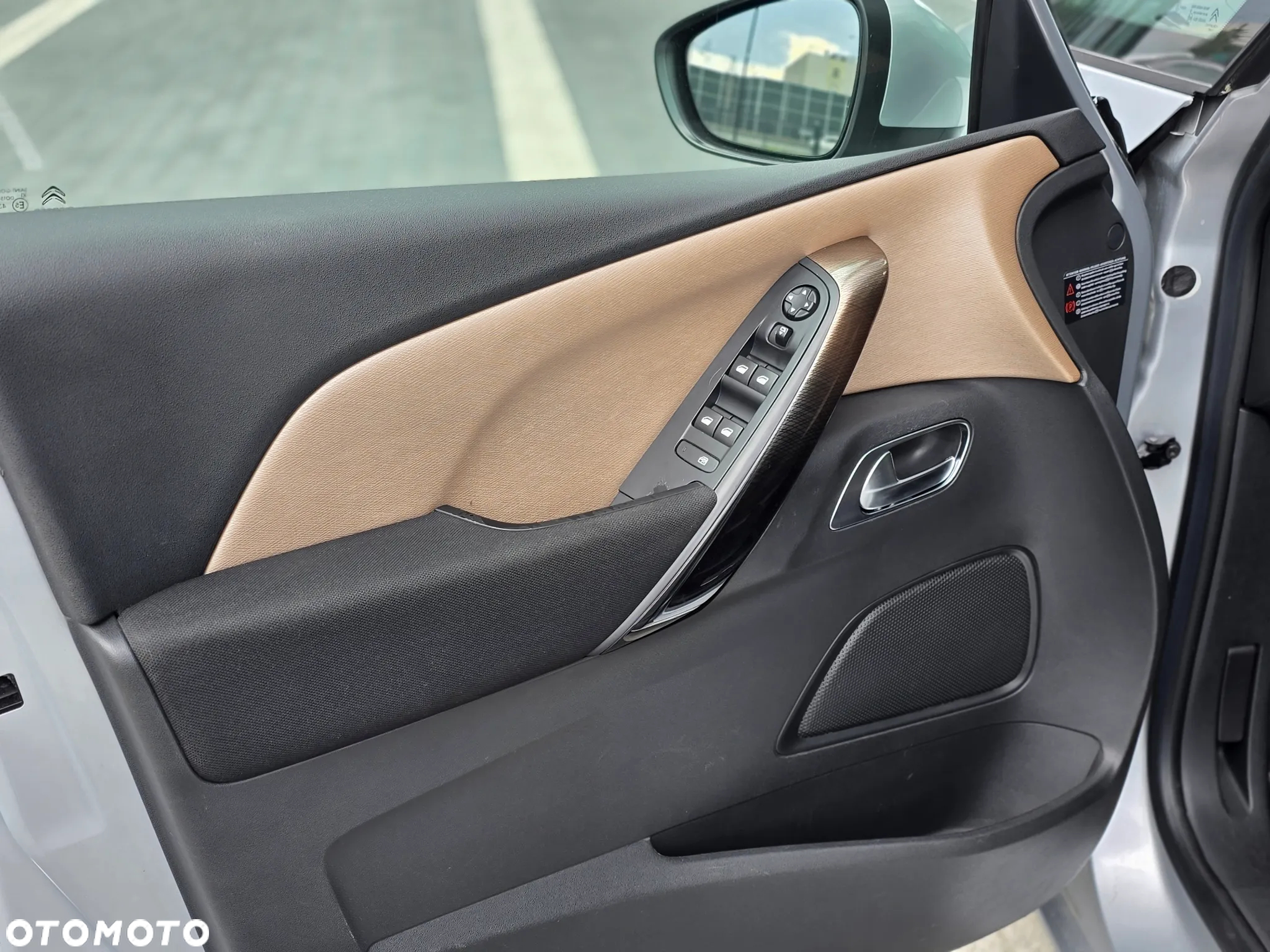 Citroën C4 Picasso 1.6 THP Exclusive - 19