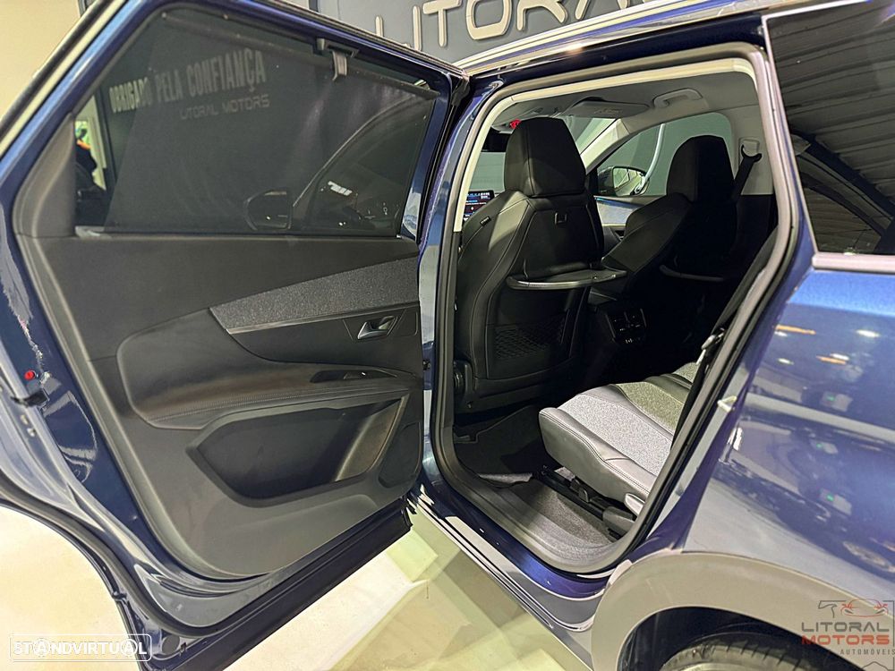 Peugeot 5008 1.2 PureTech Allure Pack EAT8 - 16