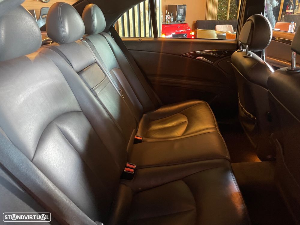 Mercedes-Benz E 220 CDi Elegance Aut. - 9