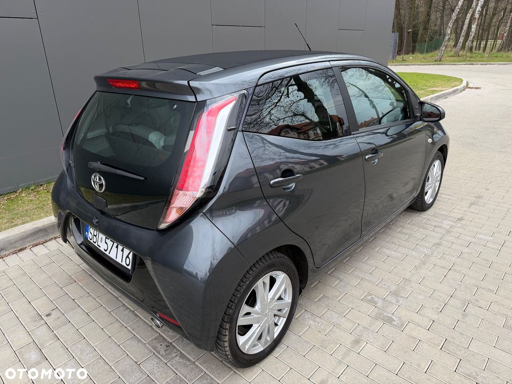 Toyota Aygo x-play Edition-S - 4