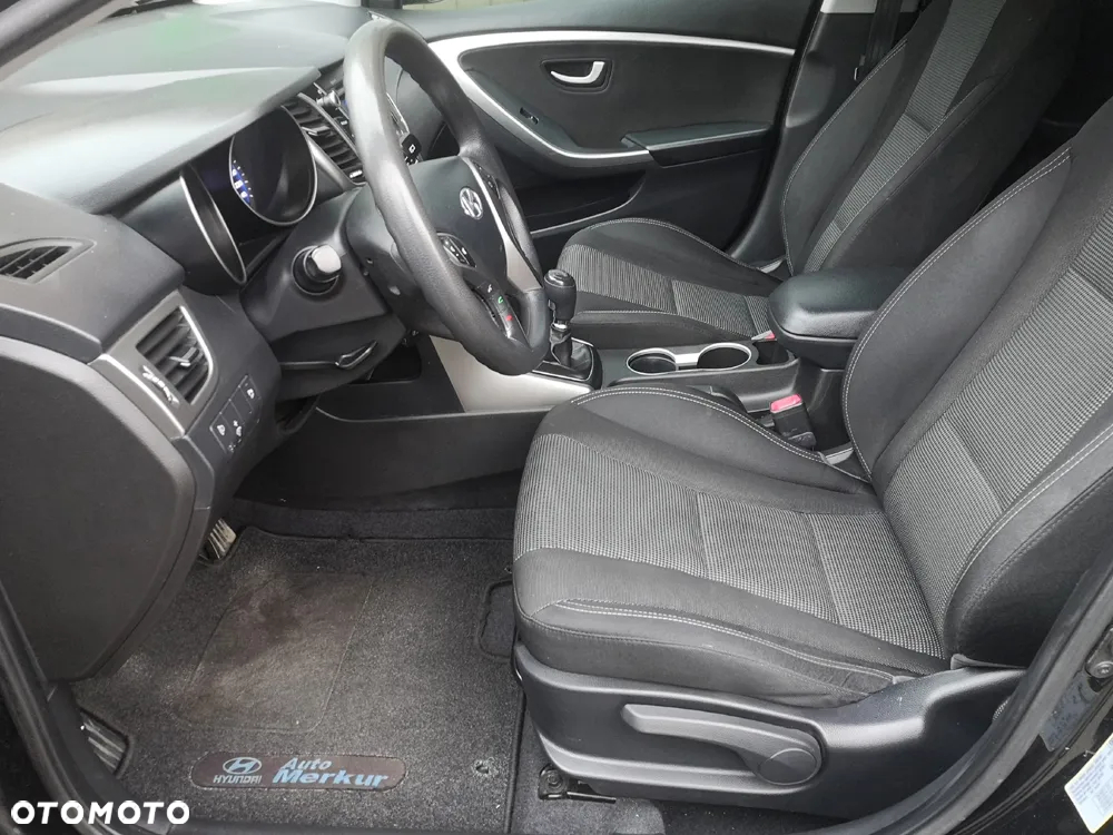 Hyundai i30 1.4 Classic + - 22