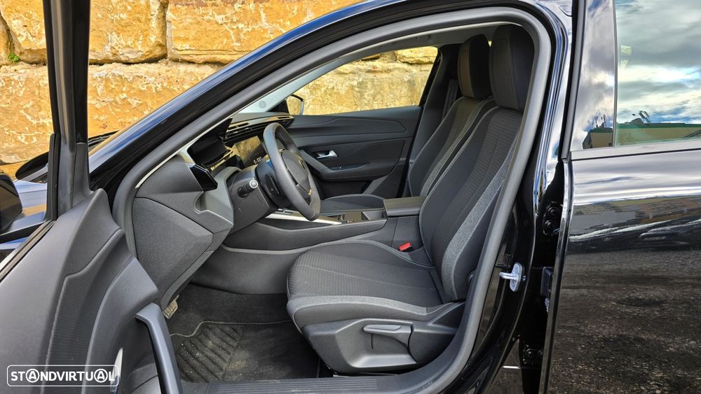 Peugeot 308 1.6 Hybrid Active Pack e-EAT8 - 39